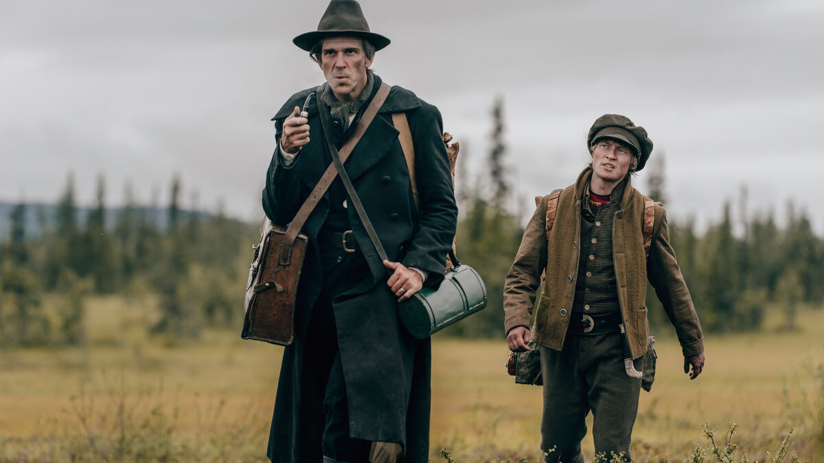 Gustaf Skarsgård Stars in New Crime Thriller This Week
