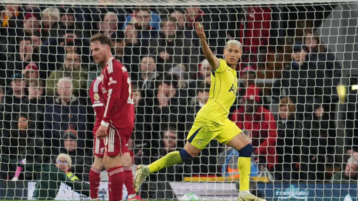 Tottenham takes important shock point