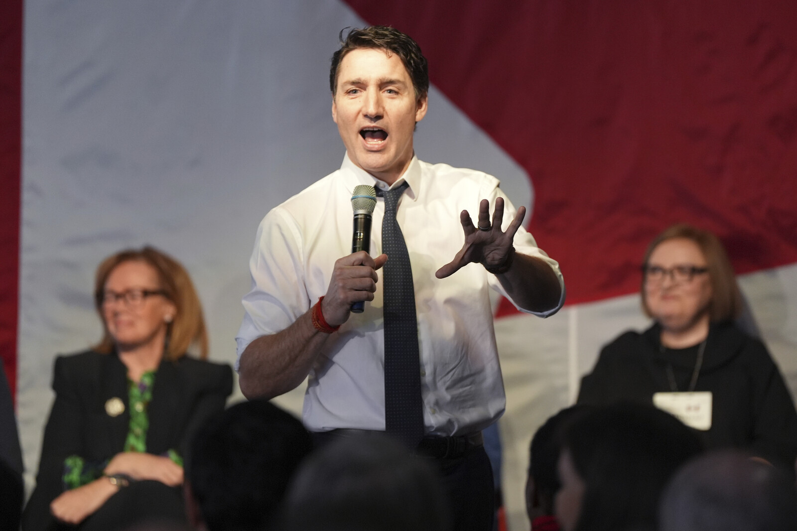 Trudeau: Trump's threat of annexation