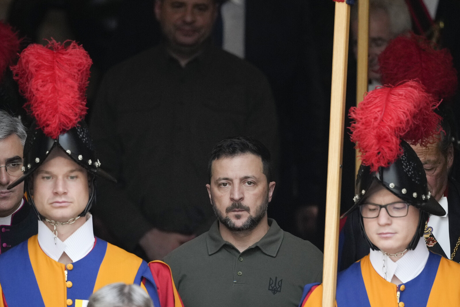 Zelensky Invites Pope Leo to
