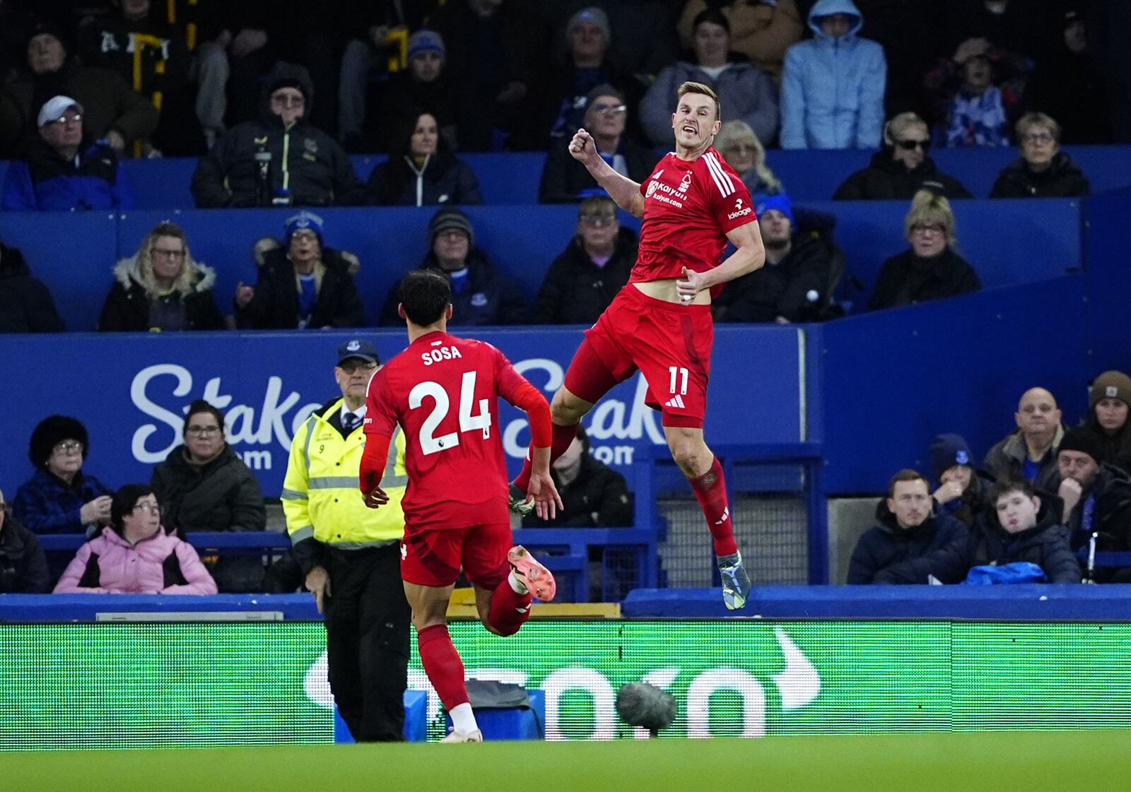 Nottingham new PL runner-up –