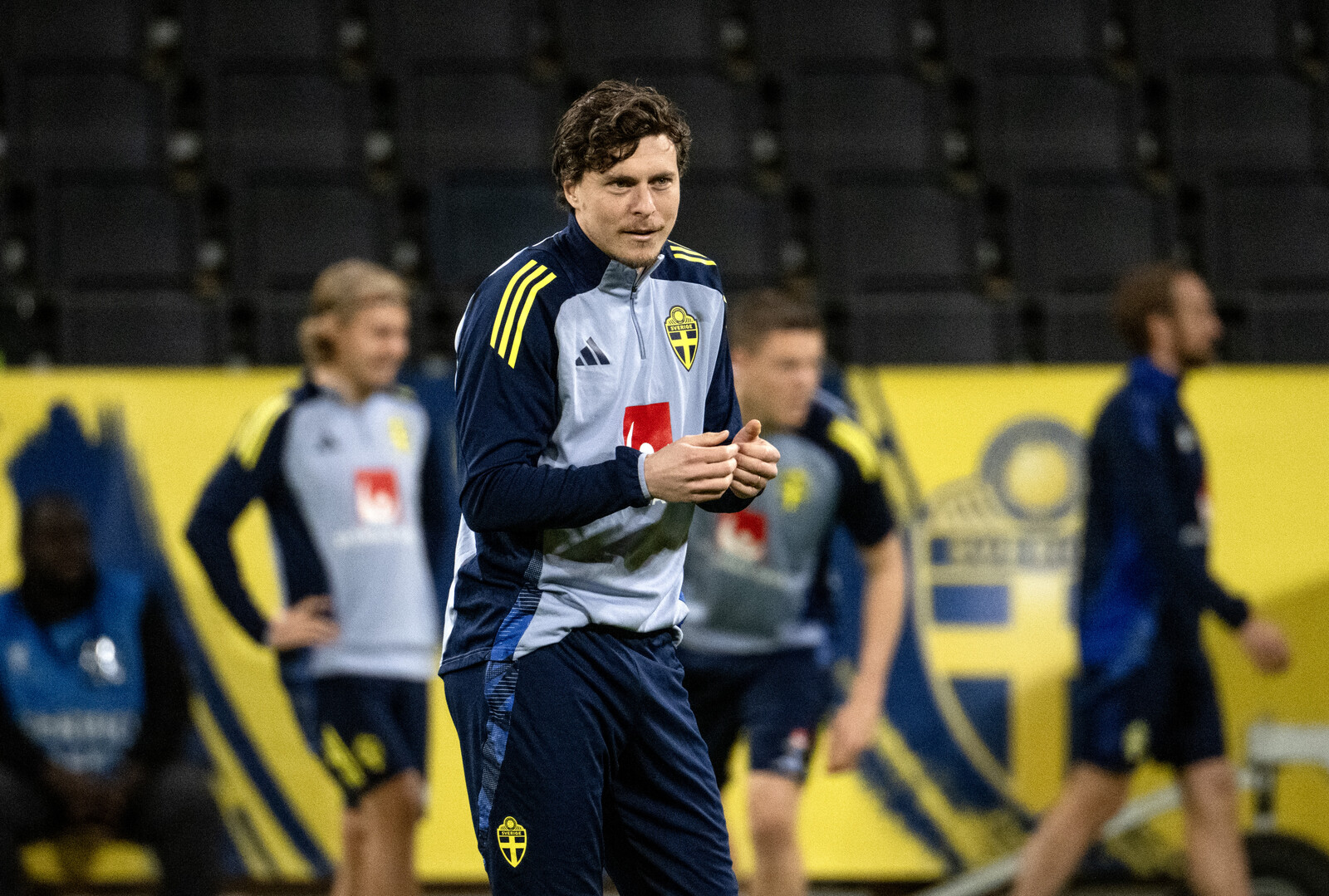 Victor Lindelöf Faces Uncertain Future