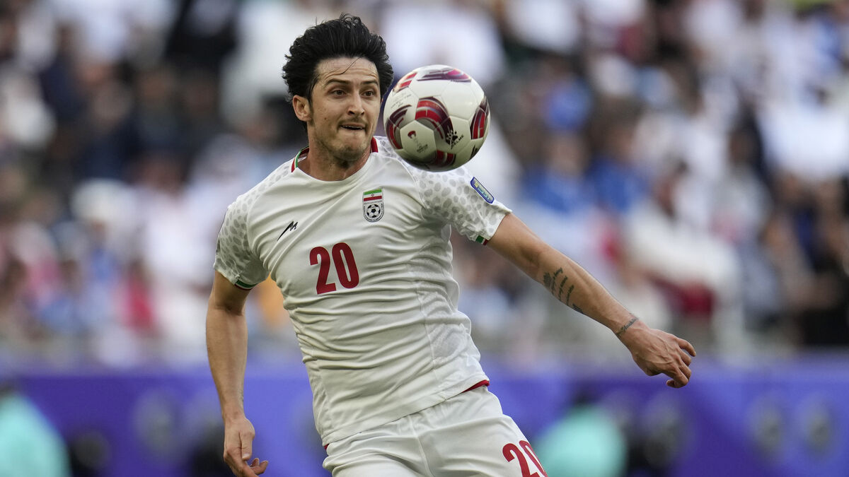 Iranian media: Sardar Azmoun suspended