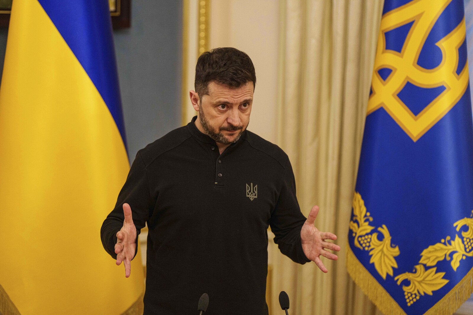 Zelensky: Hundreds of Chinese are