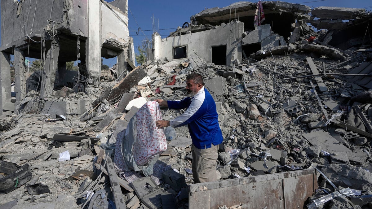 Lebanon says Israeli strikes killed women and children in south