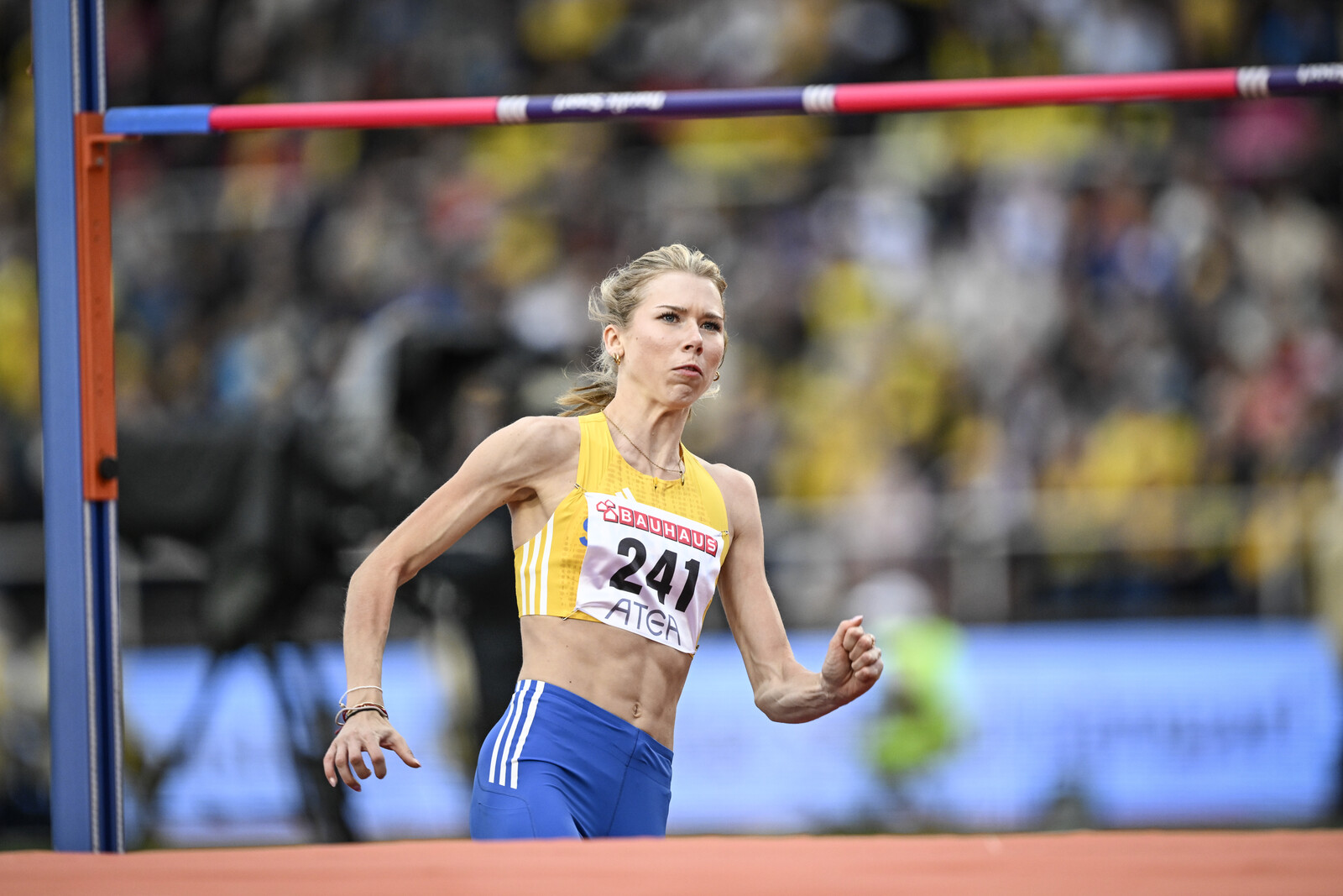Swedish Athletes Face Challenges in Cold Finnkamp Conditions