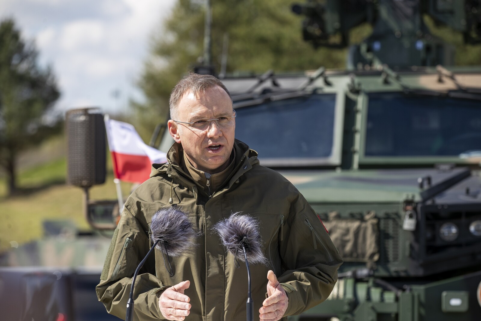 Polish President Wants to Move Nuclear Weapons to Poland