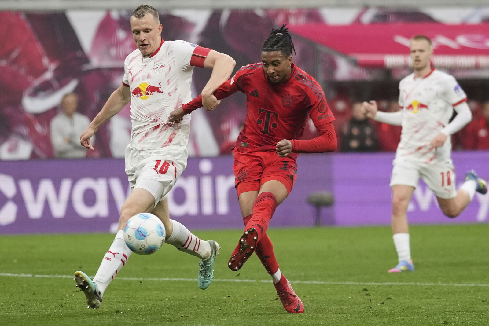 Bayern Munich and Kane's Title Celebration Delayed by Leipzig Draw