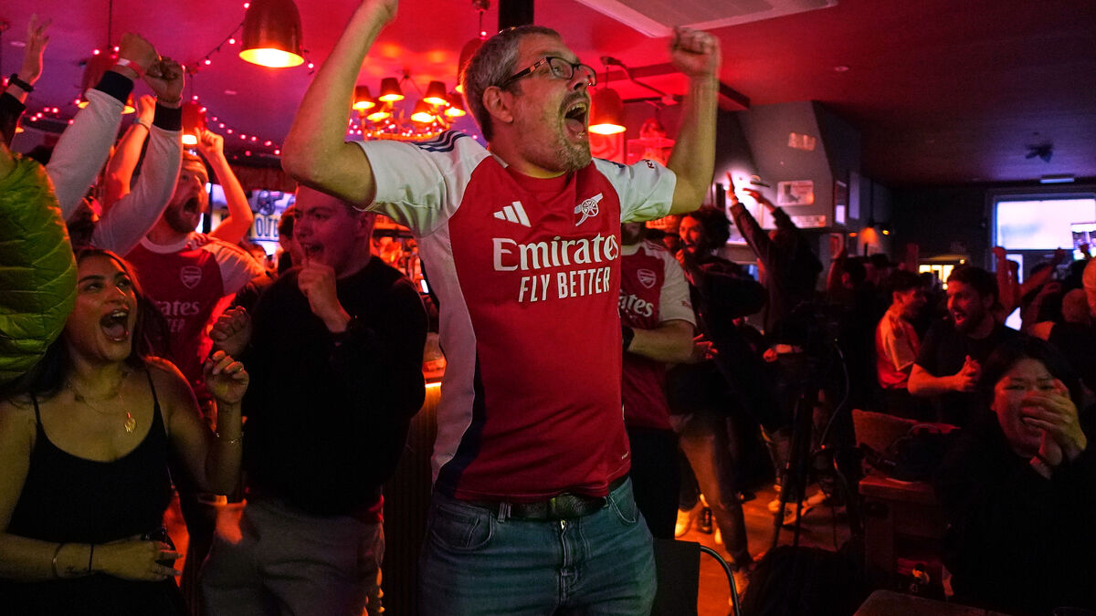 Arsenal and Viktor Gyökeres Premier League champions as Bournemouth result seals title