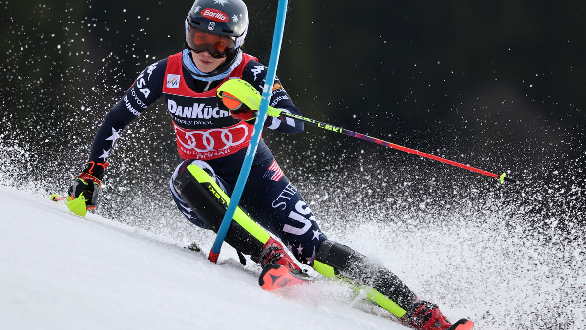 Shiffrin superior - approaching overall World Cup victory