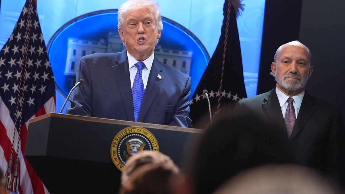 Trump's tariff weapon: a veil
