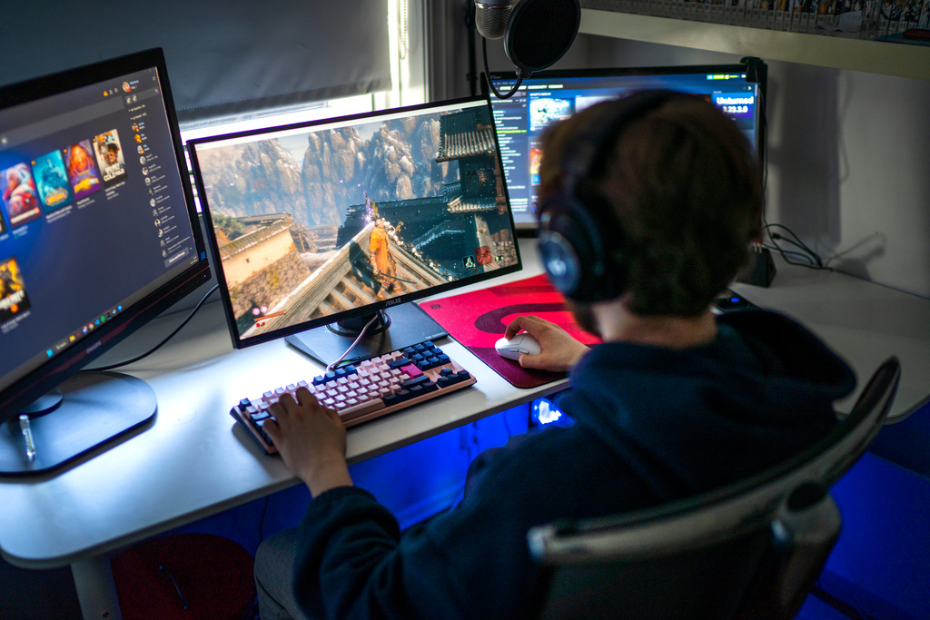 Video Games and TikTok Can Harm School Performance
