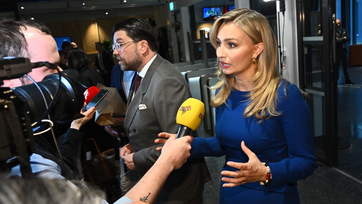 Deadlock in dispute between KD and SD over Ebba Busch’s stance on an S-led government