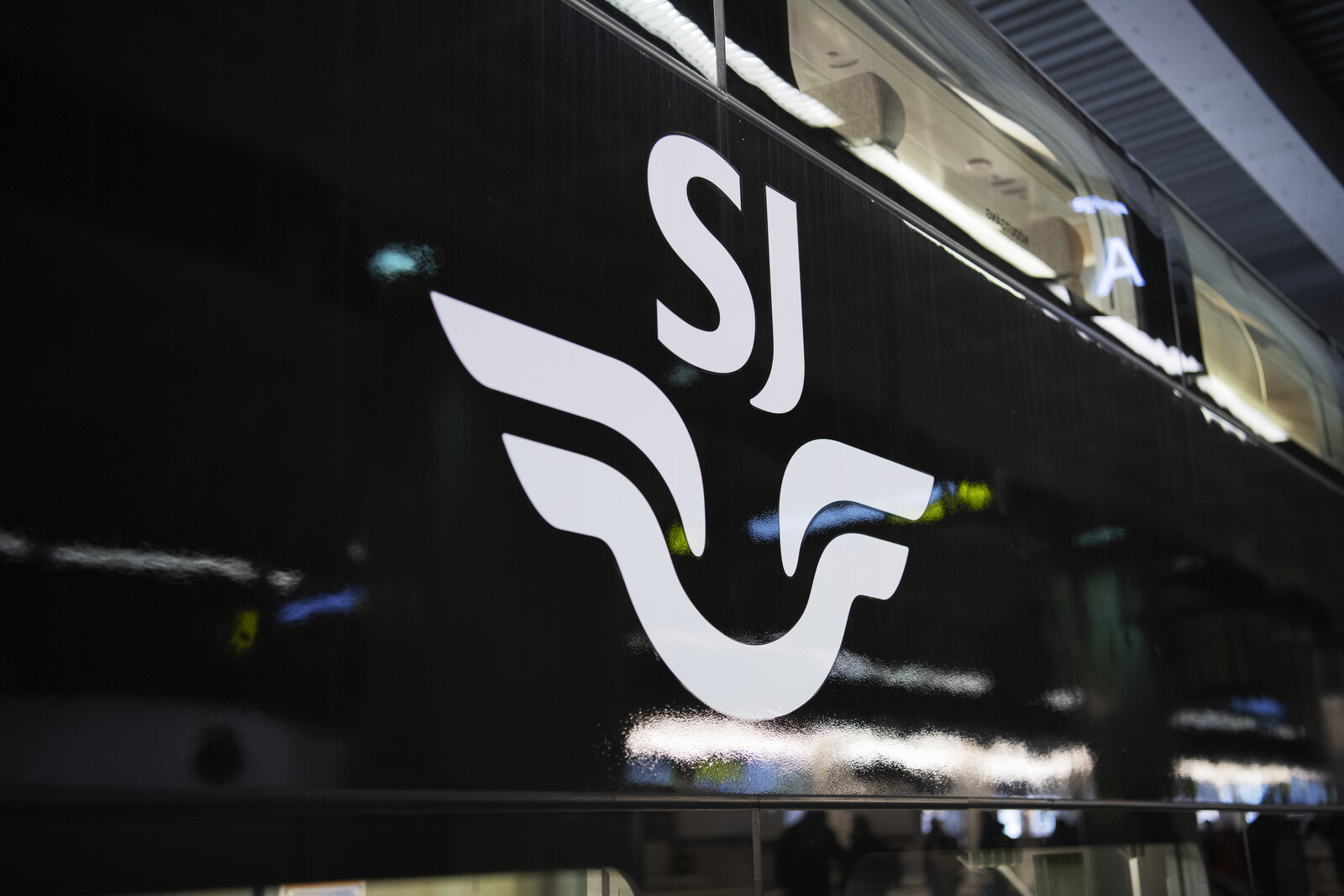 Trains Resume After Electrical Fault