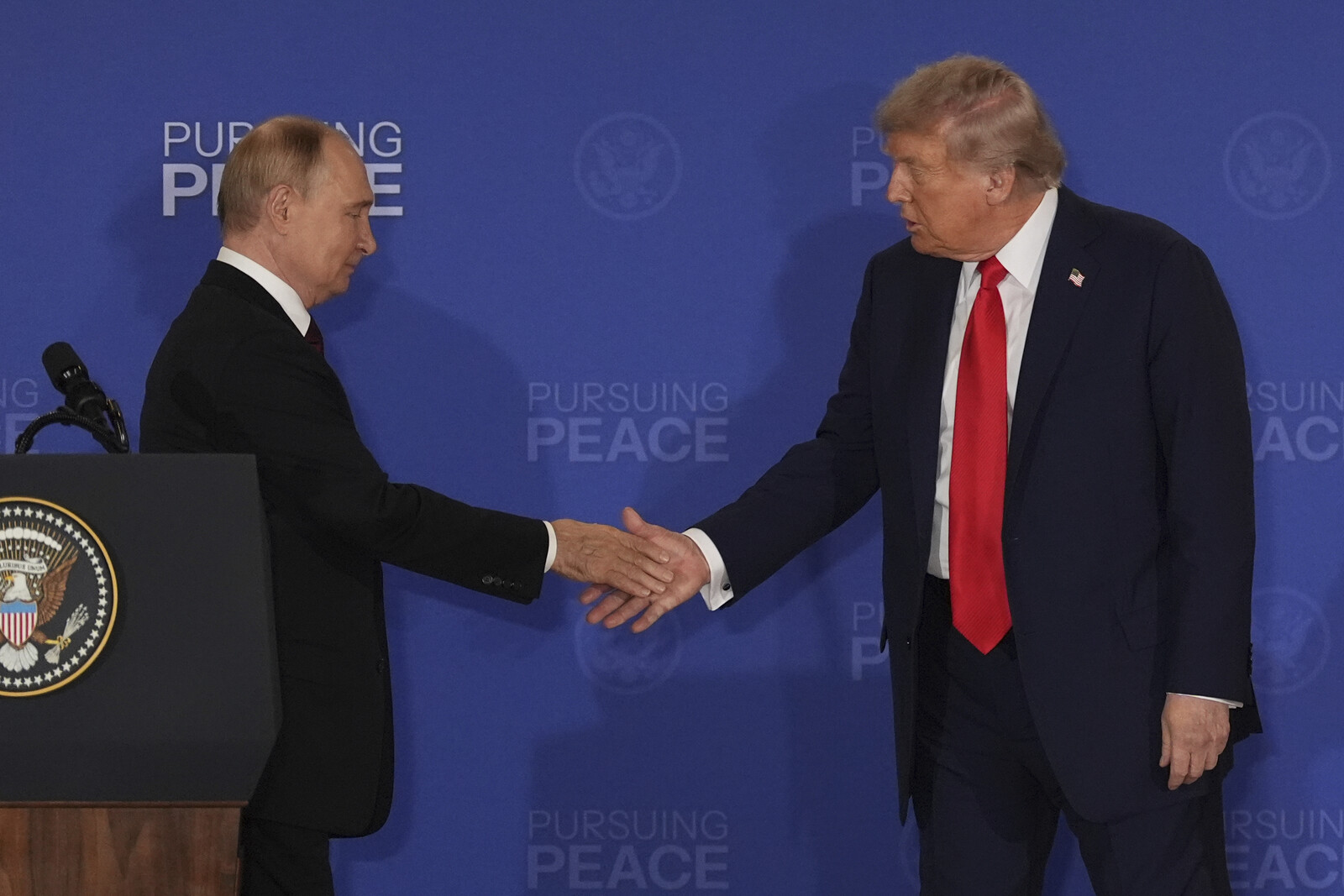 Trump and Putin Discuss Ukraine War in Productive Alaska Meeting
