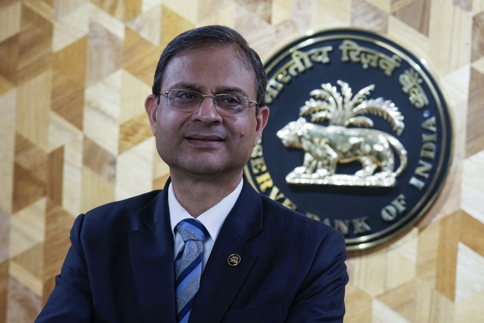 Indian Central Bank Announces Larger