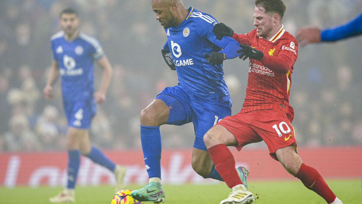 Leicester to receive six-point deduction