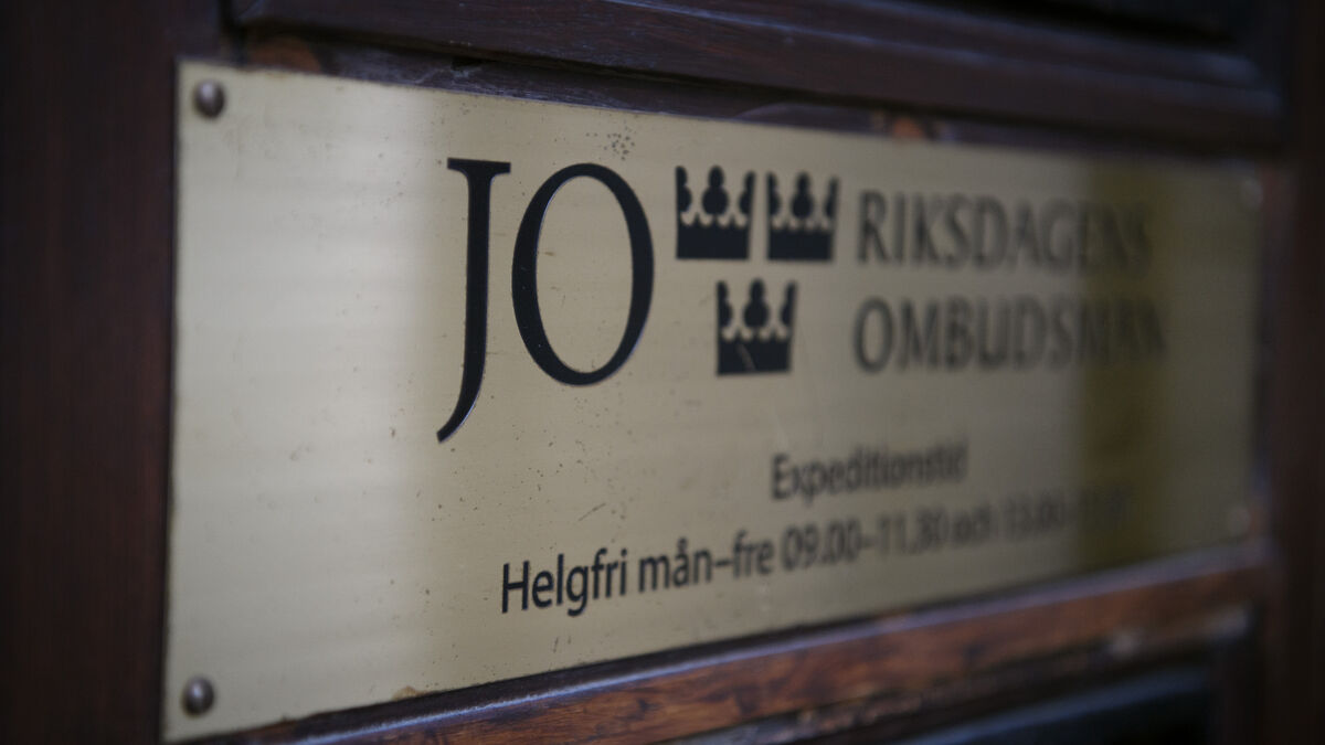 Ombudsman Investigates Conditions for Children in Police Custody