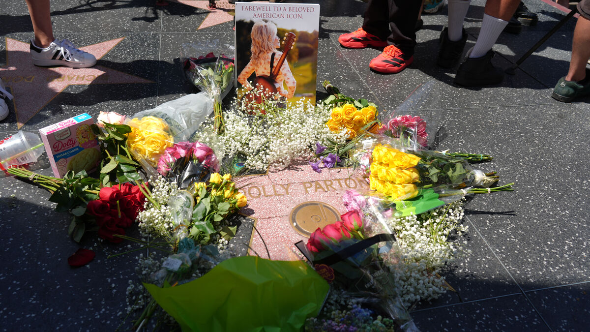 Dolly Parton tributes pour in from Paul McCartney, Jane Fonda, Miley Cyrus and more
