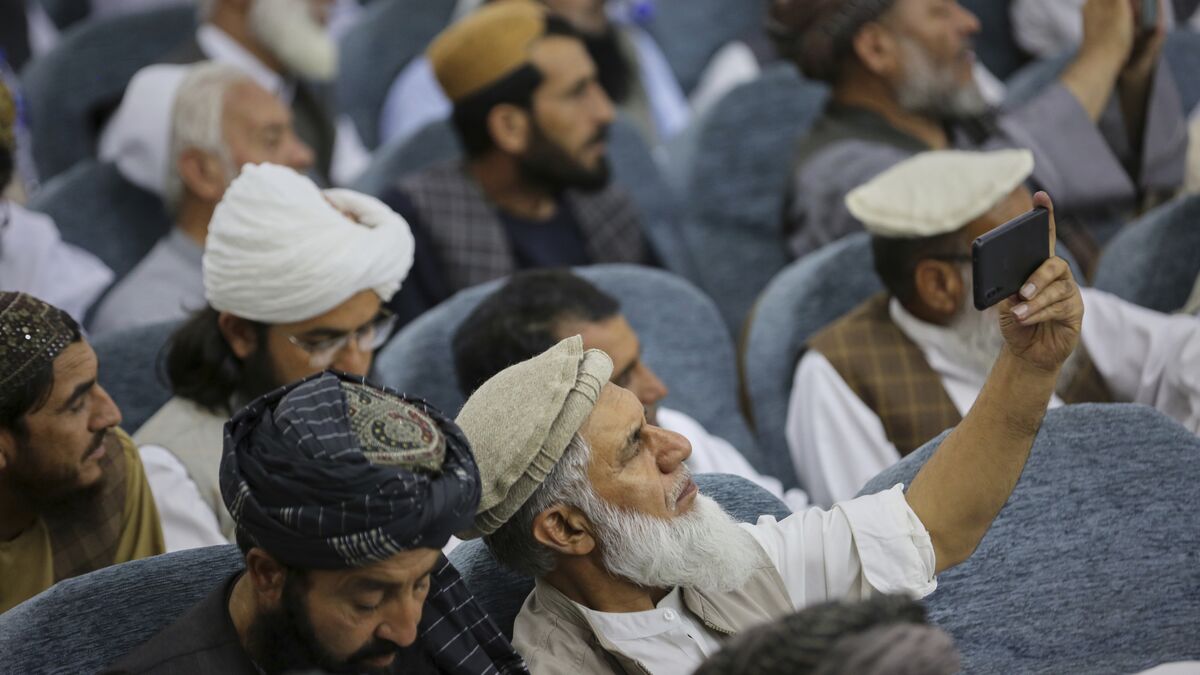 Afghanistan Internet Shutdown Halts Society