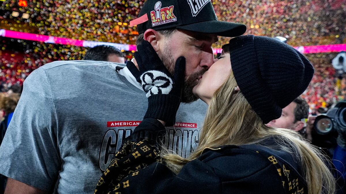 Taylor Swift and Travis Kelce’s vows reportedly took 20 minutes at wedding