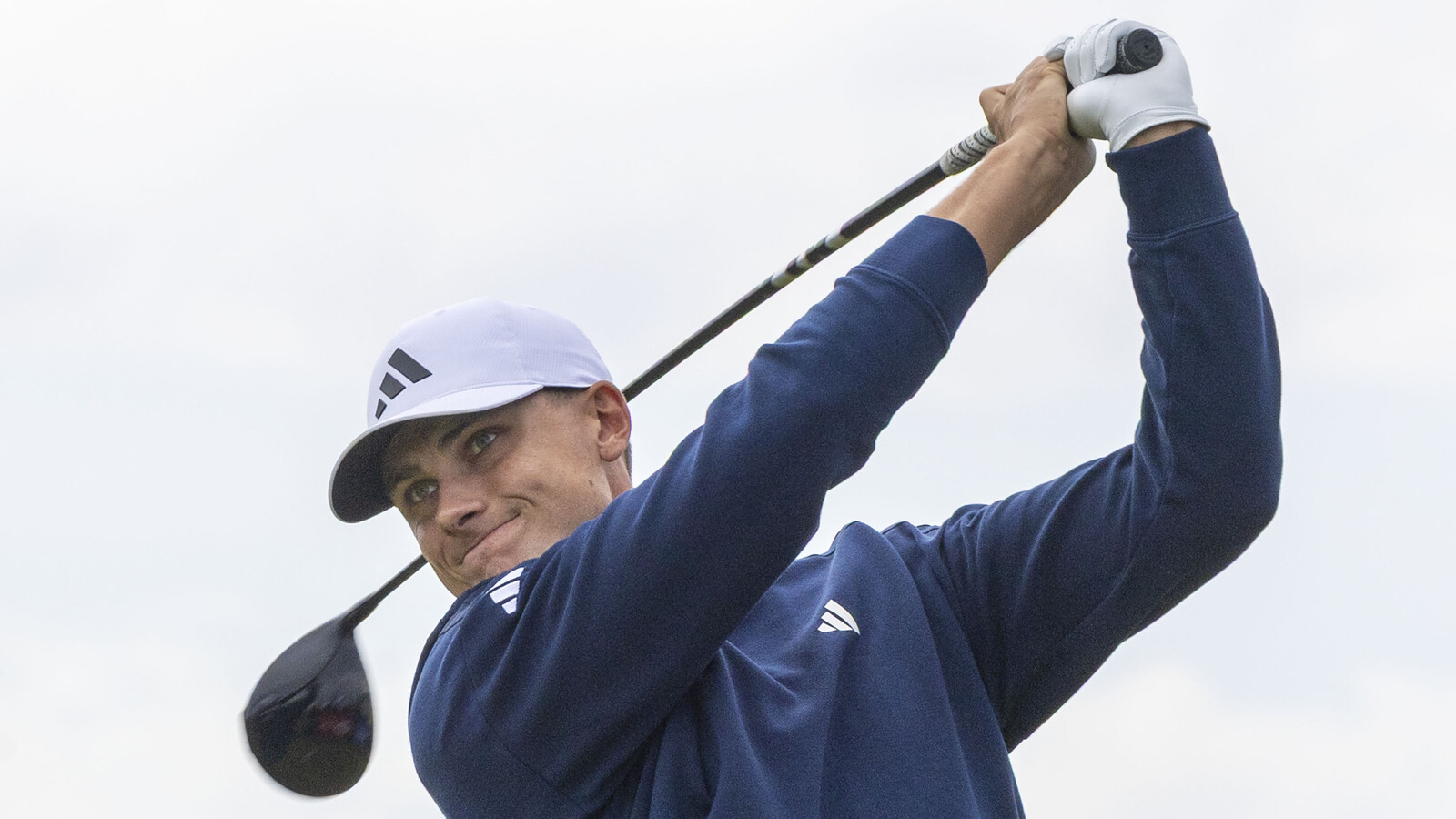 Ludvig Åberg Faces Challenging Start at Windy British Open