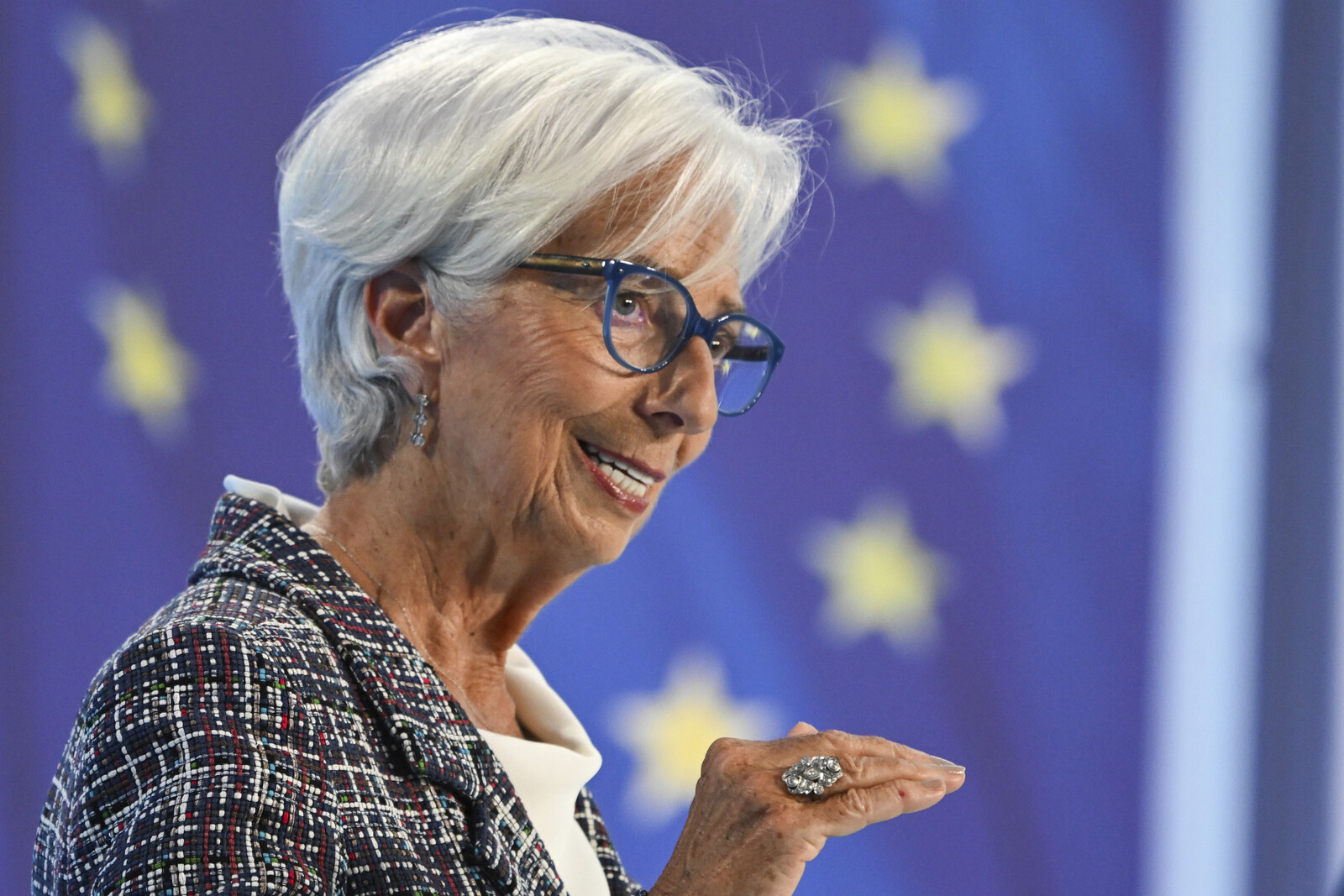 The European Central Bank lowers the interest rate – as expected