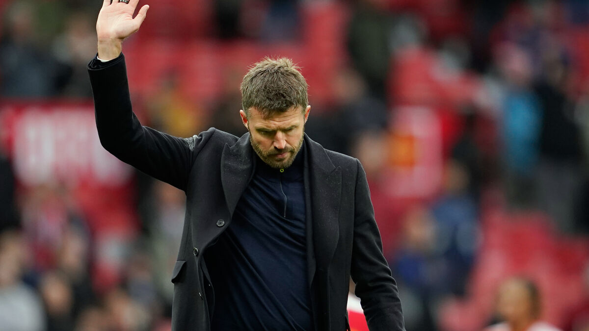 Manchester United Hold Emergency Meeting