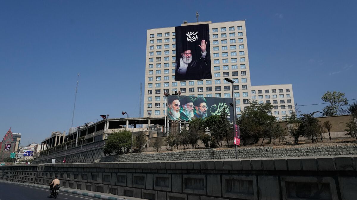 Iran threatens retaliation against Israel