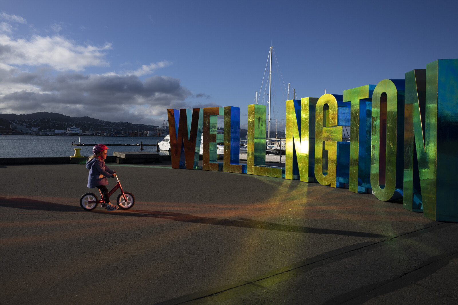 New Zealand lowers the interest rate again