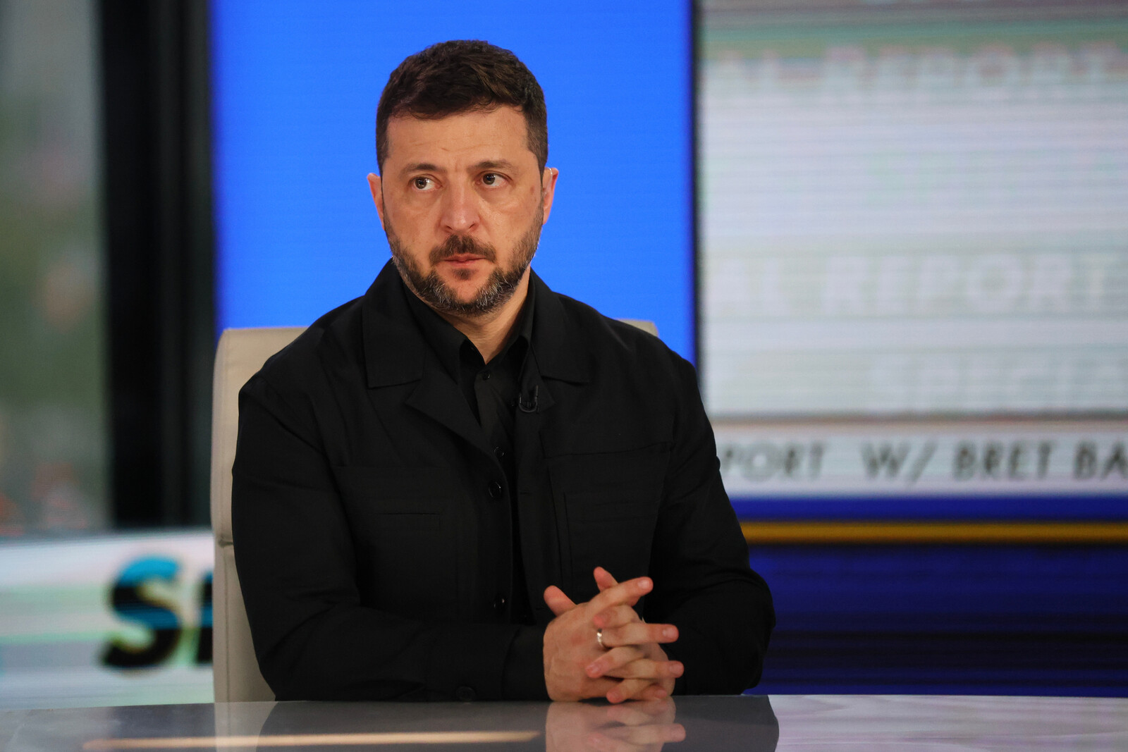 Zelensky Plans to Step Down