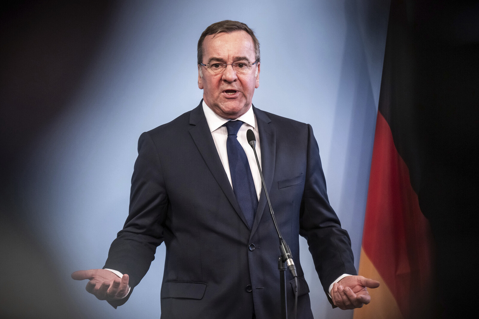 German warning: It will take 100 years to acquire enough weapons