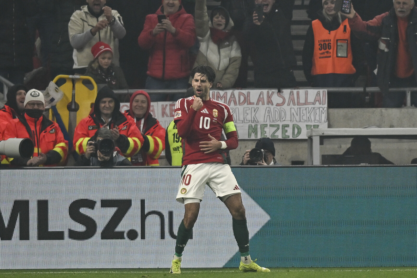The National Team to Hungary