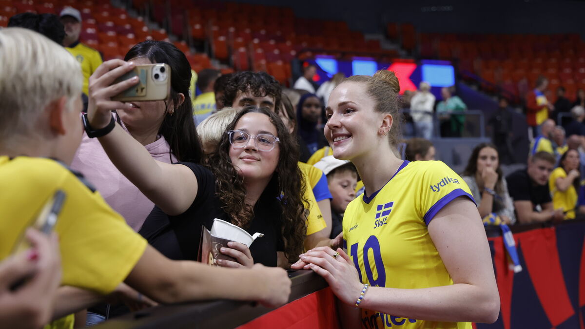 Isabelle Haak on record crowd