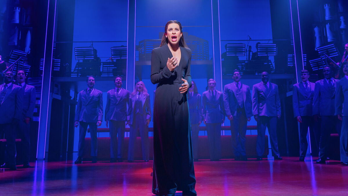 This is what critics think about the new "Chess" on Broadway