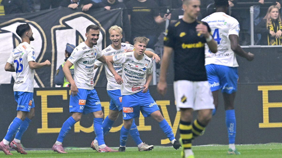 Värnamo Stuns AIK with 3-2 Victory in Allsvenskan Match | Sweden Herald