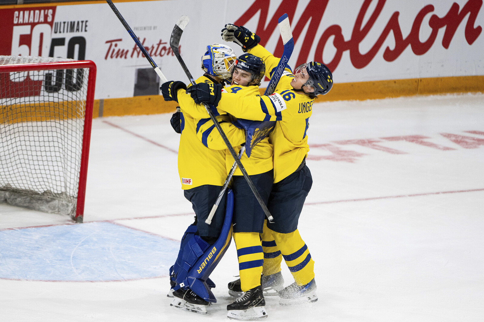 Sweden reaches semifinal in Junior