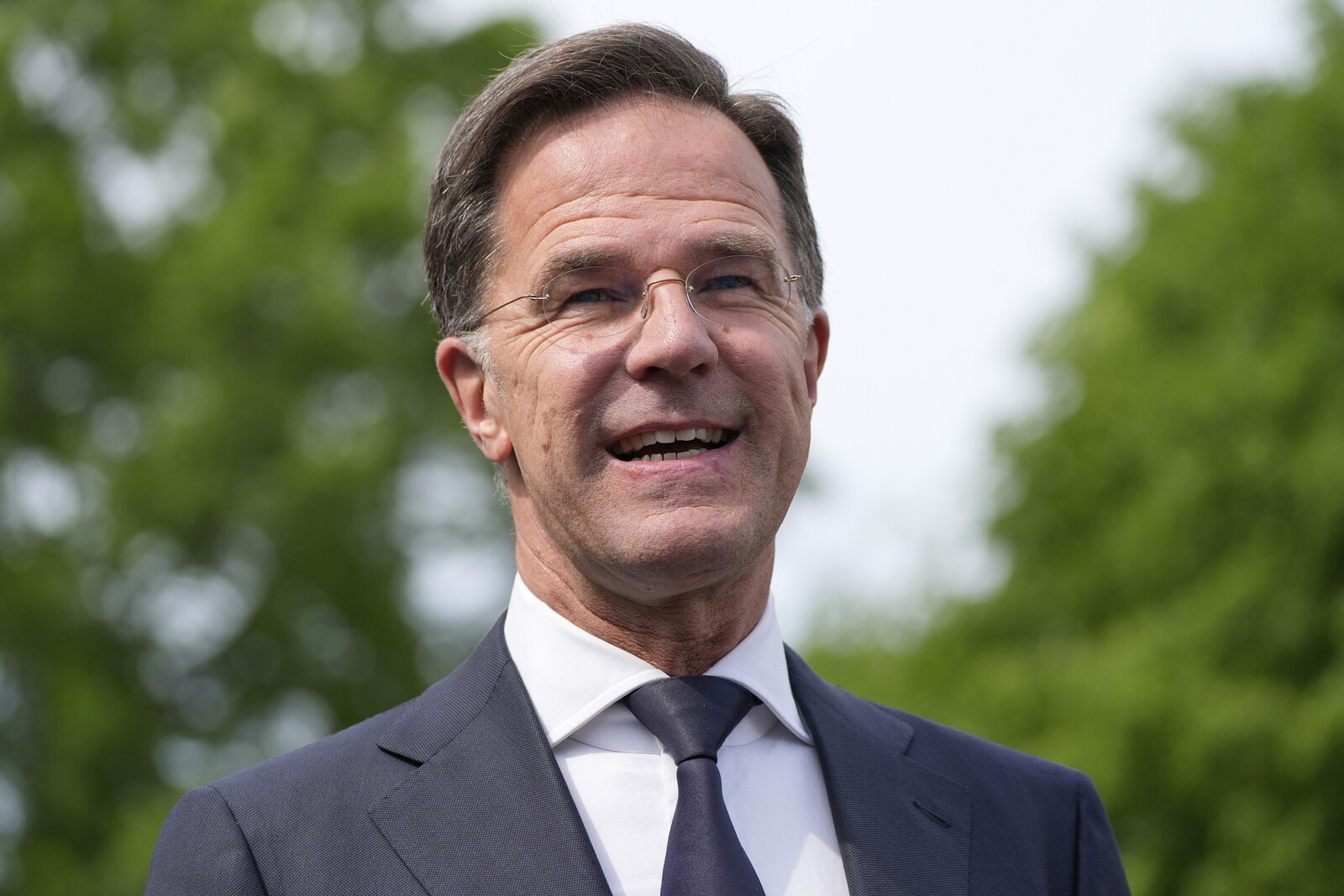 Rutte Proposes 3.5 Percent GDP