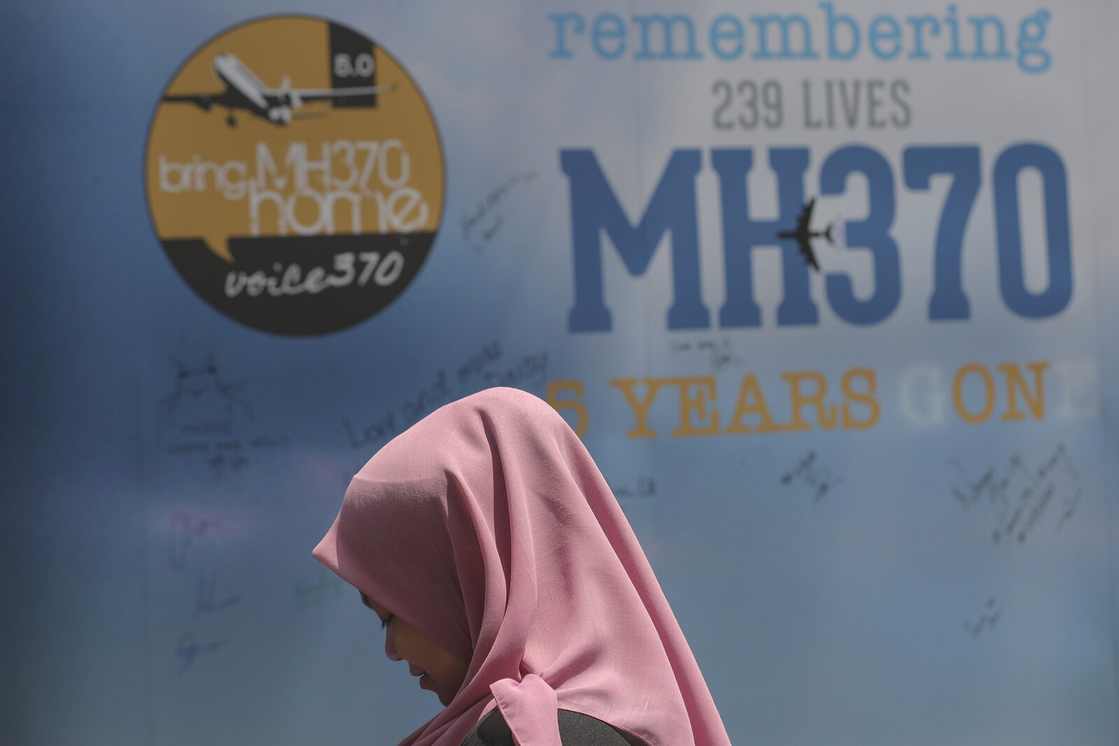 Search for Missing MH370 Paused