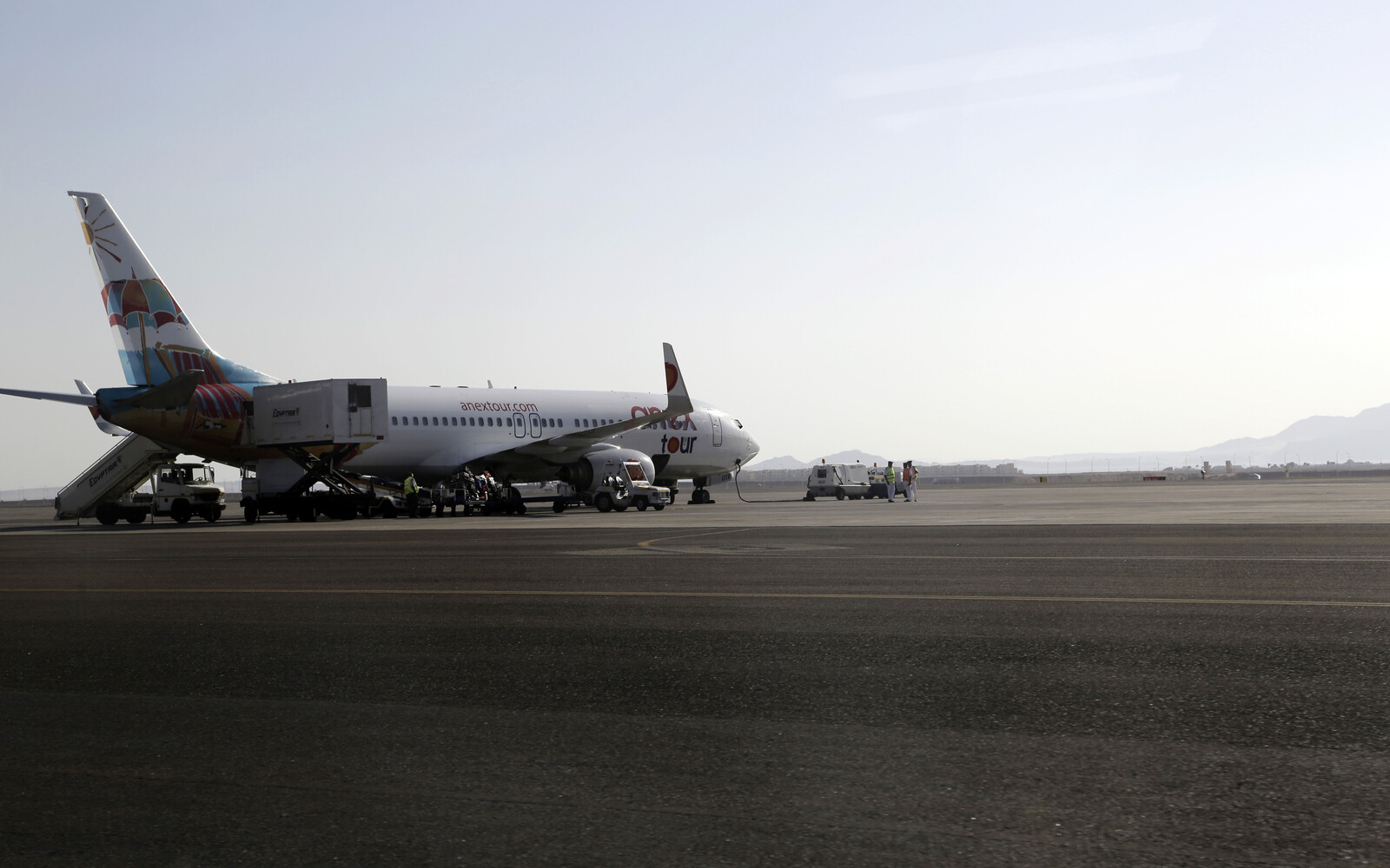 Greece Evacuates Swedes and Others