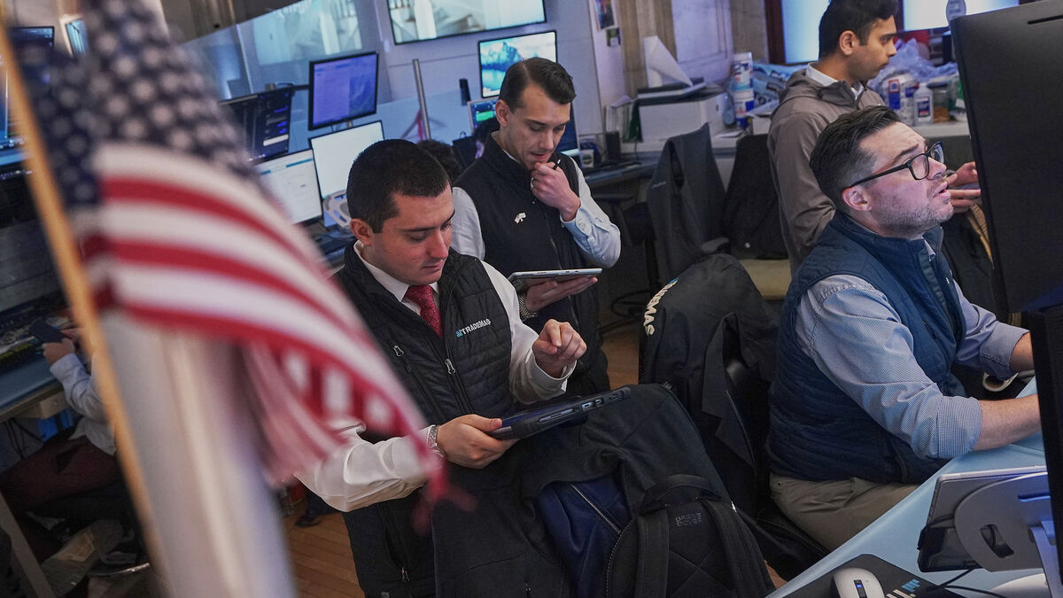 Wall Street awaits Iran deal