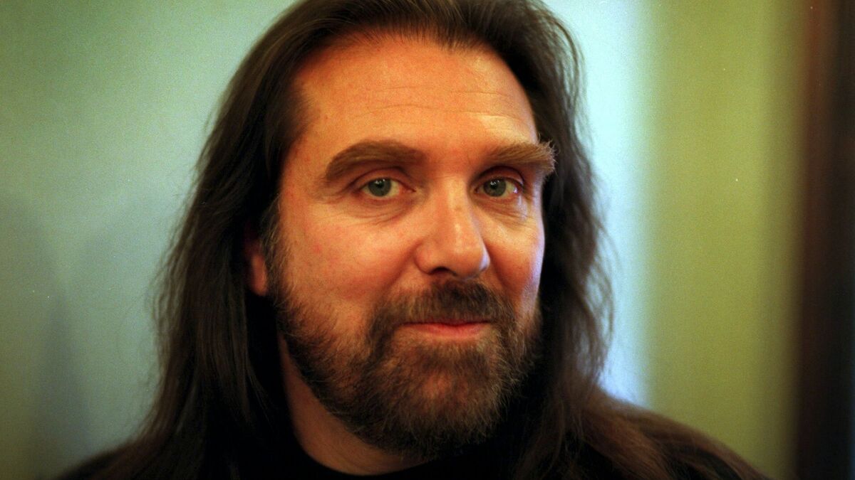 Dr. Hook frontman Dennis Locorriere dies at 76