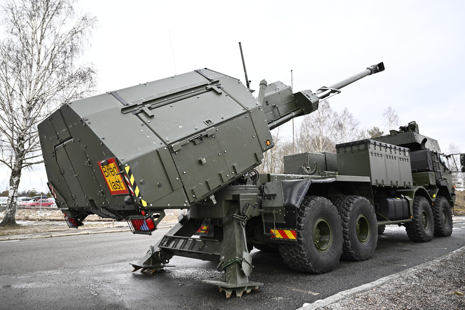 Sweden to Sell 18 Archer