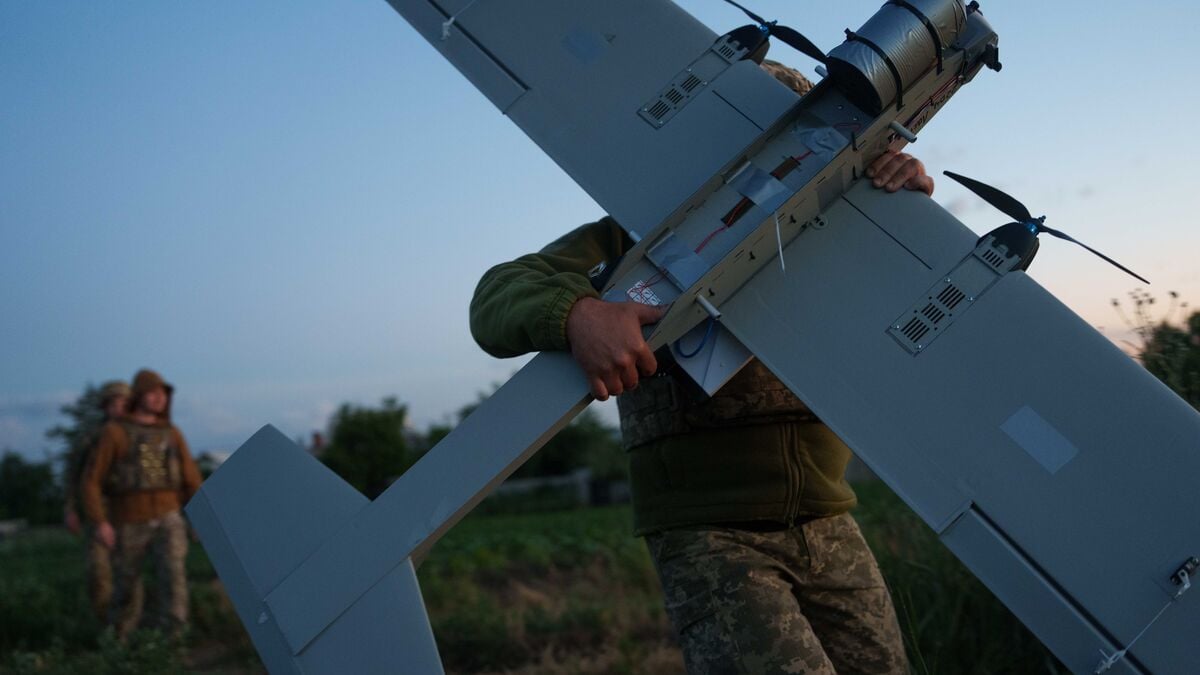 Wildberries warehouse in Yekaterinburg hit by drones, nearly 2,000 kilometers from Ukraine front line