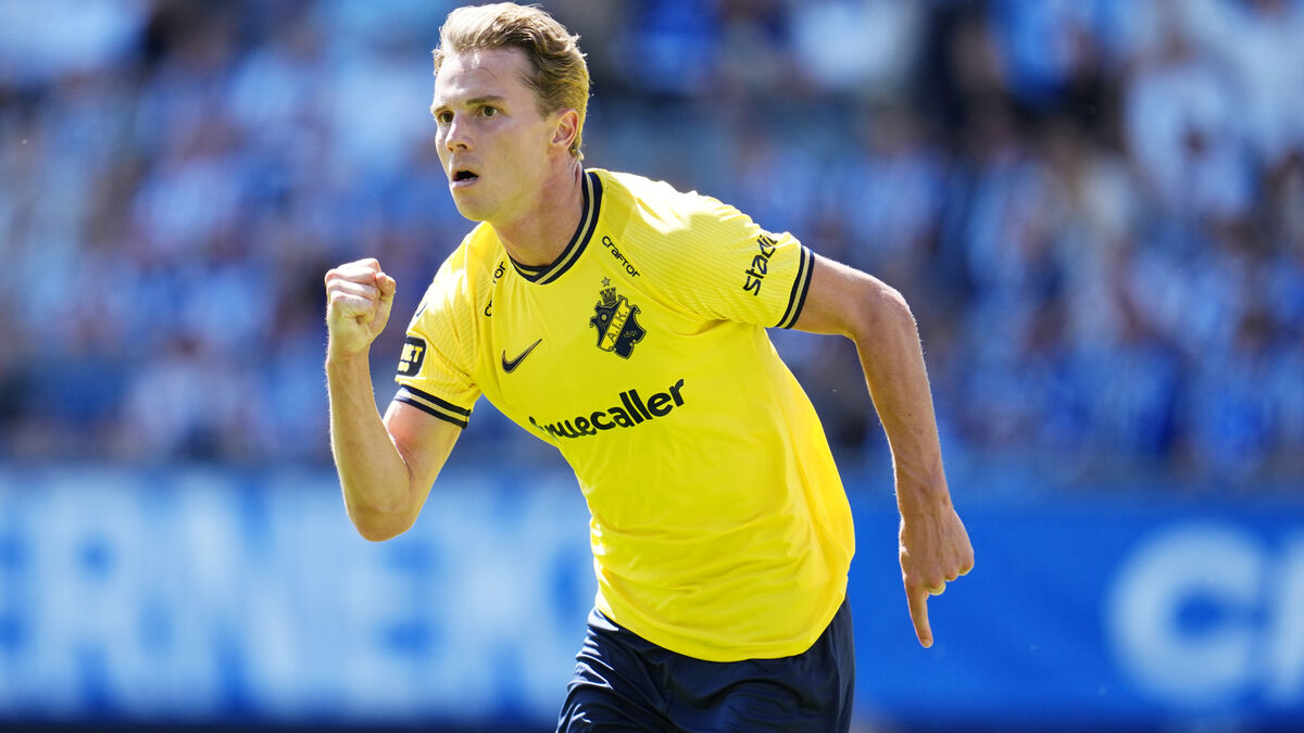 AIK turns classic match around to beat IFK Göteborg 2-1 in Allsvenskan