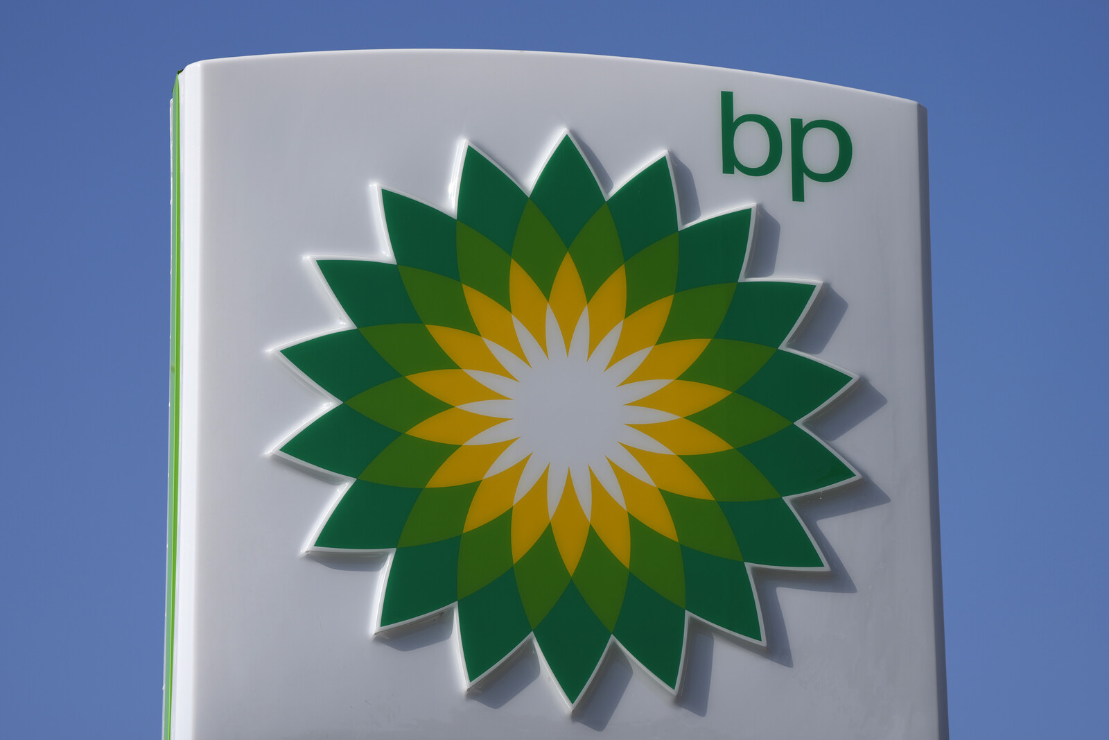 BP Appoints Albert Manifold as New Chairman