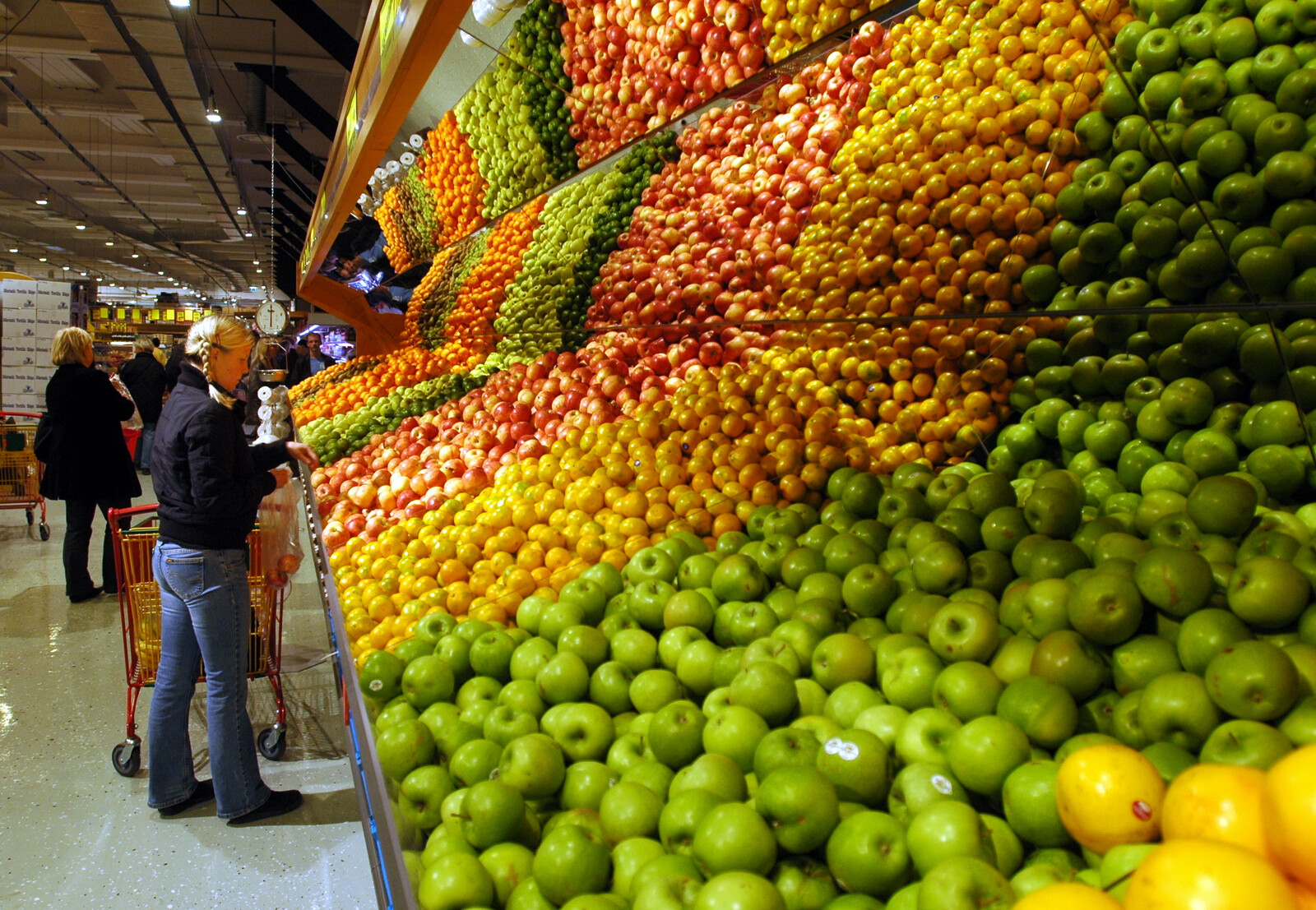 Large strike in Finnish food stores