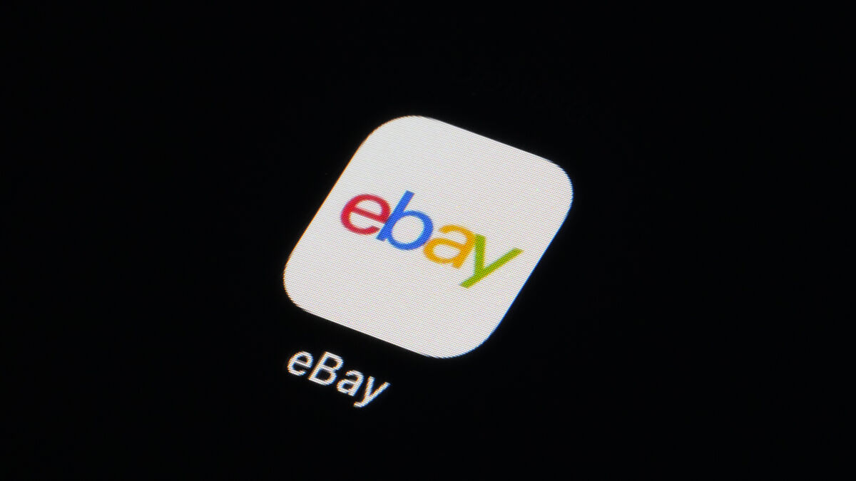 GameStop makes $55.5 billion bid for eBay