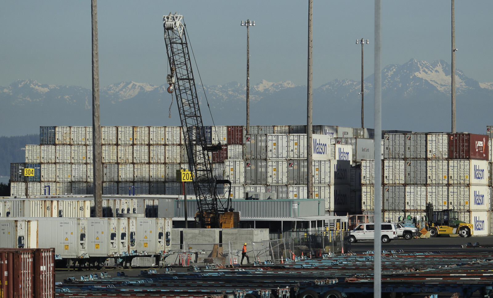 Trade War Costs: Global Recession and Economic Strain Loom