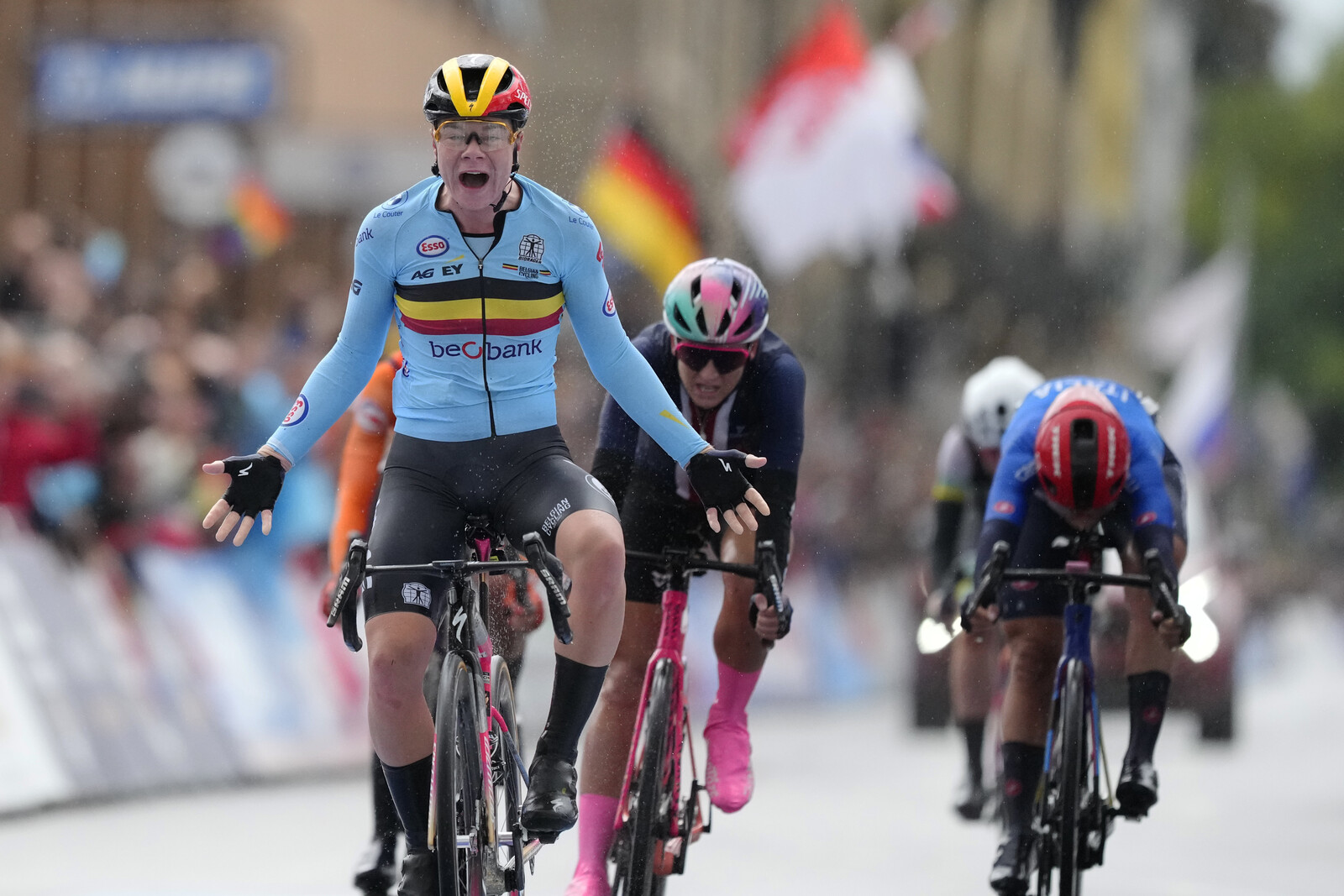 Dedicated the World Championship victory to the deceased cyclist
